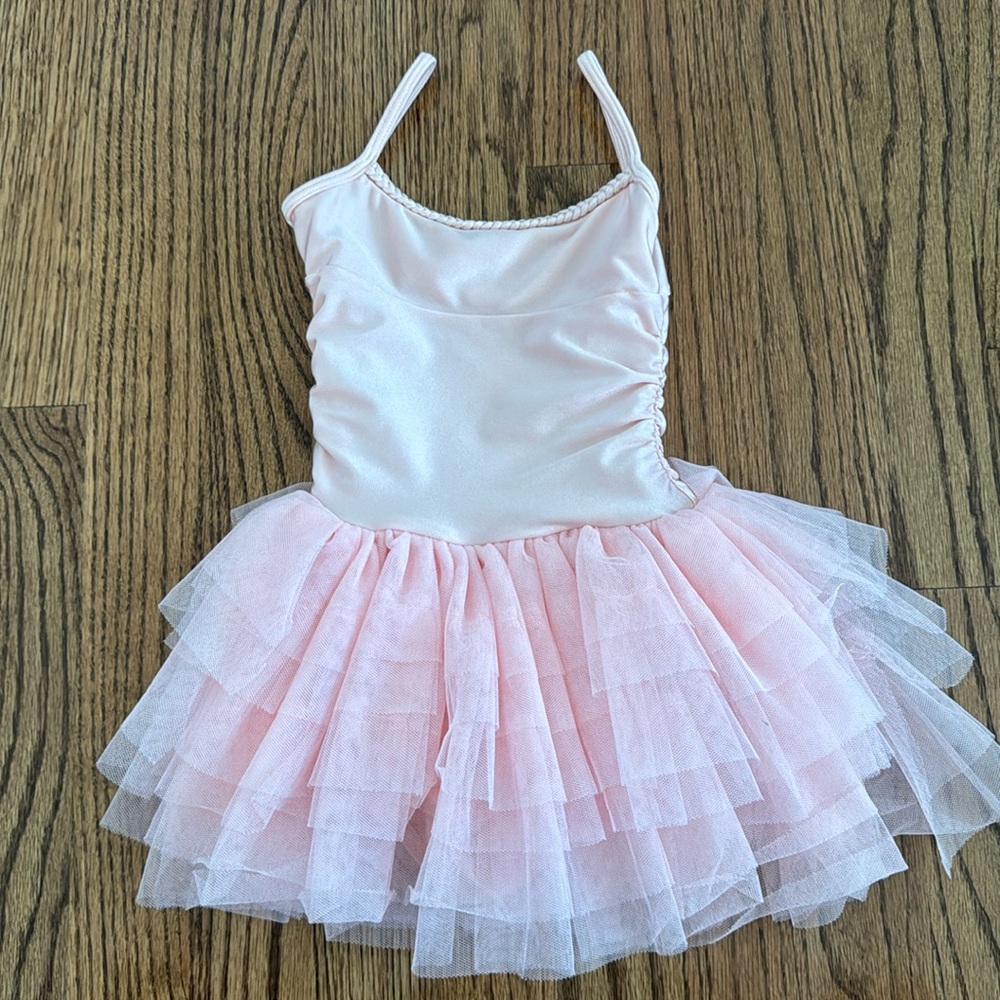Bloch pink tutu size 4-6 pink never worn